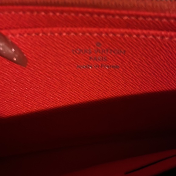 RARE authentic Louis Vuitton red epi leather twist lock  long wallet - Picture 8 of 13